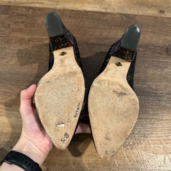 Antonio Melani Embroidered Silk Floral Block Pumps Heels Gold Glam Sz 8.5 - Picture 9 of 9